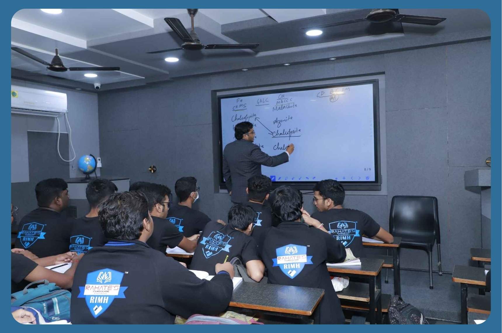 Classroom learning environment featured in Rahate’s IIT & Medical Home Gallery